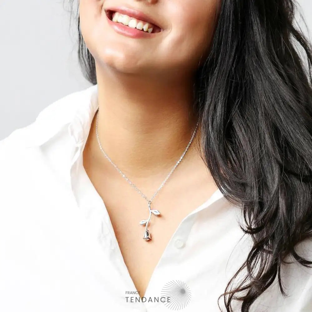 Collier à Pendentif Rose | France-Tendance